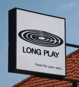 Long Play Restaurant Bali